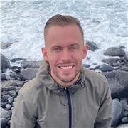 Hola! Somos María y Eric y damos clases particulares de salsa Cubana, si, profesor y profesora!